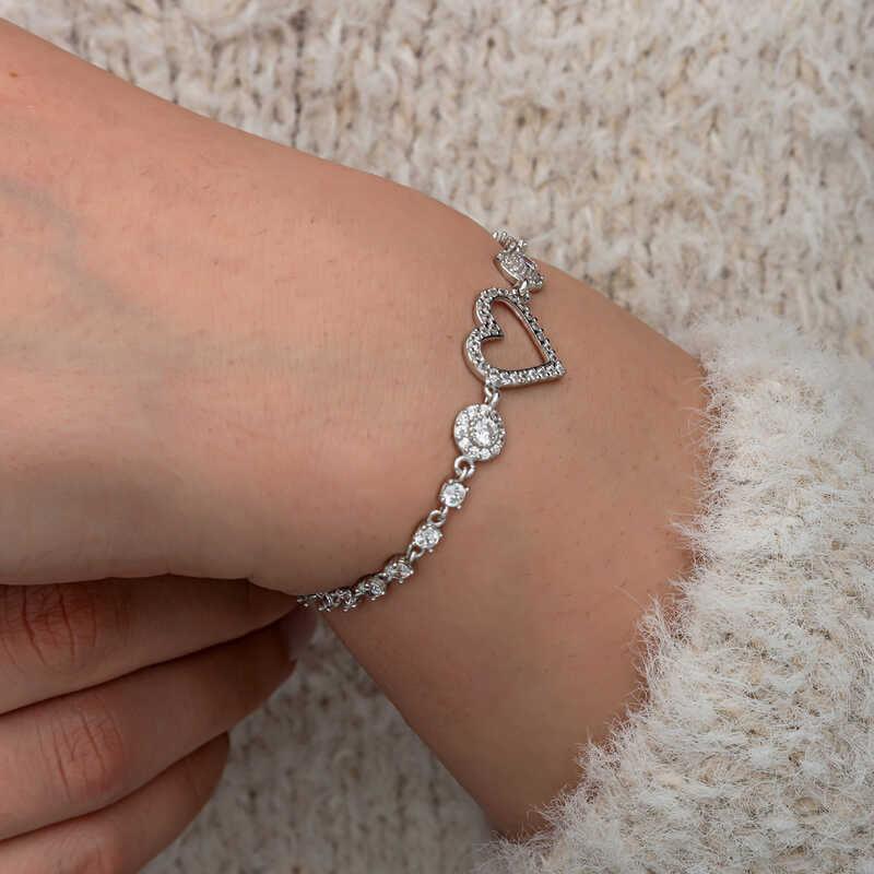 Bracelet femme en argent et pierre de zircone en forme de cœur