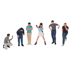 Figurine Nessiworld Mini GT 1/64 : Passionnés d'automobiles