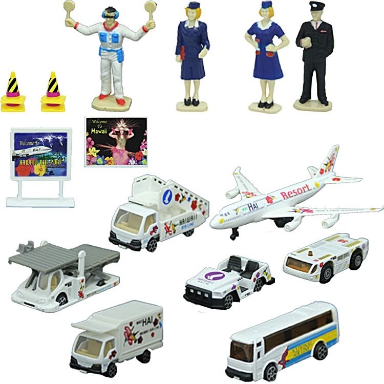 Nessiworld Airport Set 19 Pieces