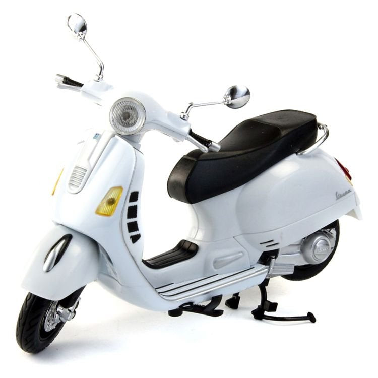Nessiworld Presenter 1:12 Vespa GTS 300 Super
