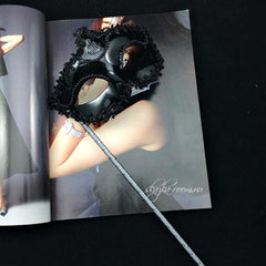 Nessiworld Black Glitter Handle Photo Shoot Mask 18x29 cm
